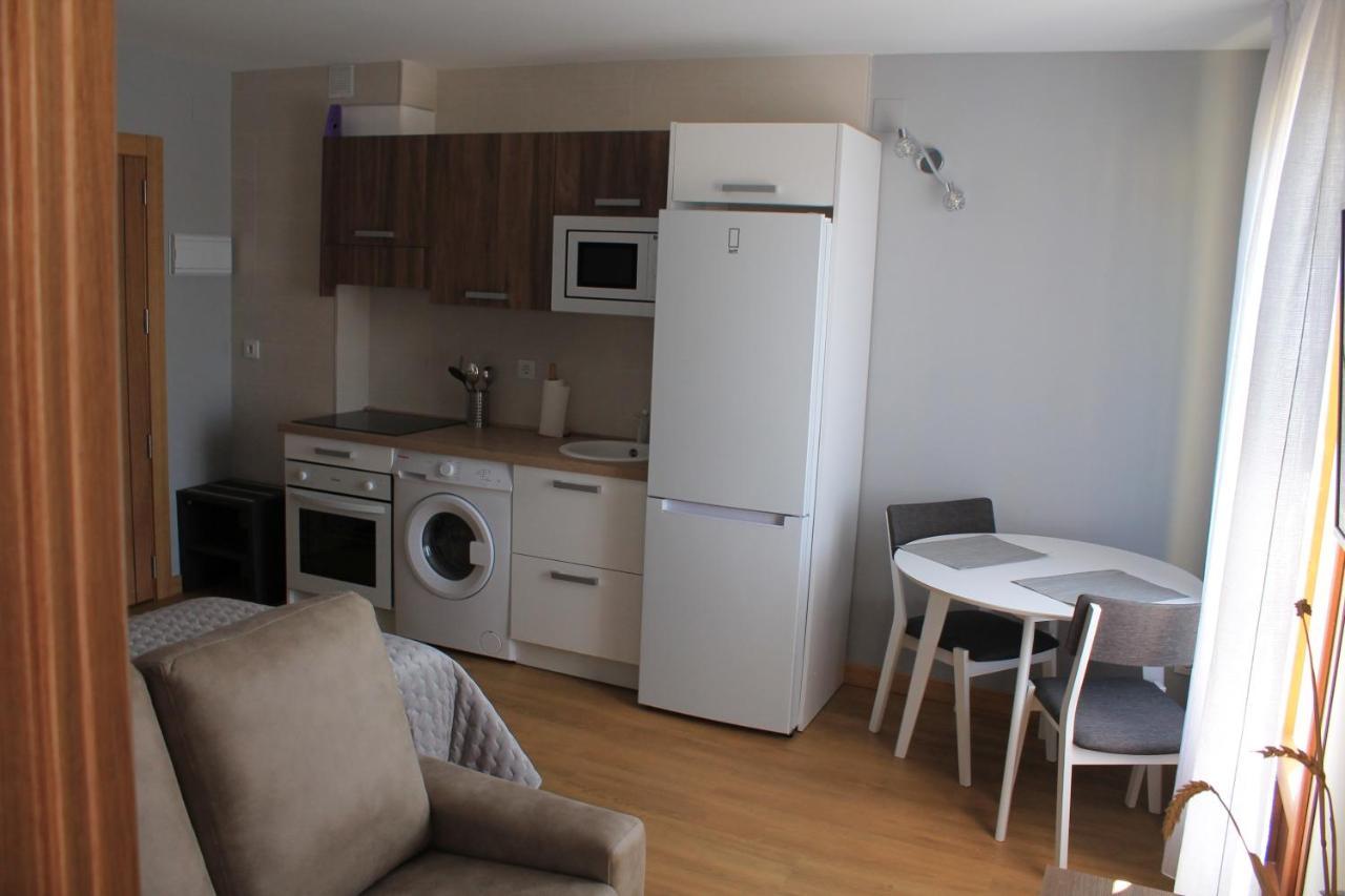 Apartamentos Turisticos Escorraladas Baltanás 外观 照片