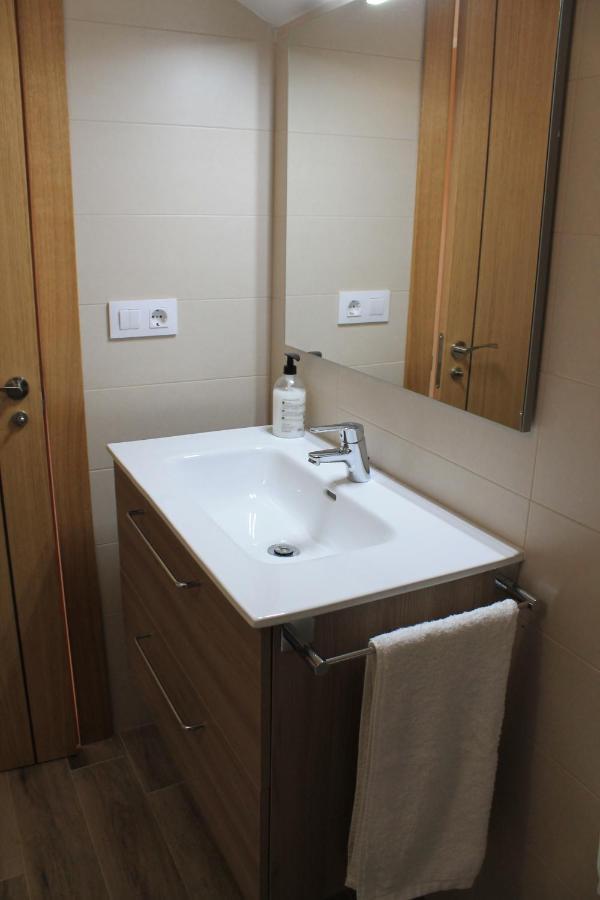 Apartamentos Turisticos Escorraladas Baltanás 外观 照片